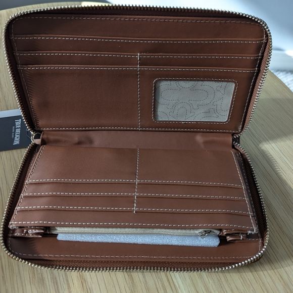 BNWT - True Religion Large Denim Wristlet/Wallet - Picture 2 of 7